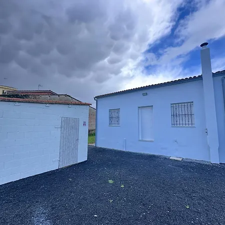 A Casina Do Castineiro, *